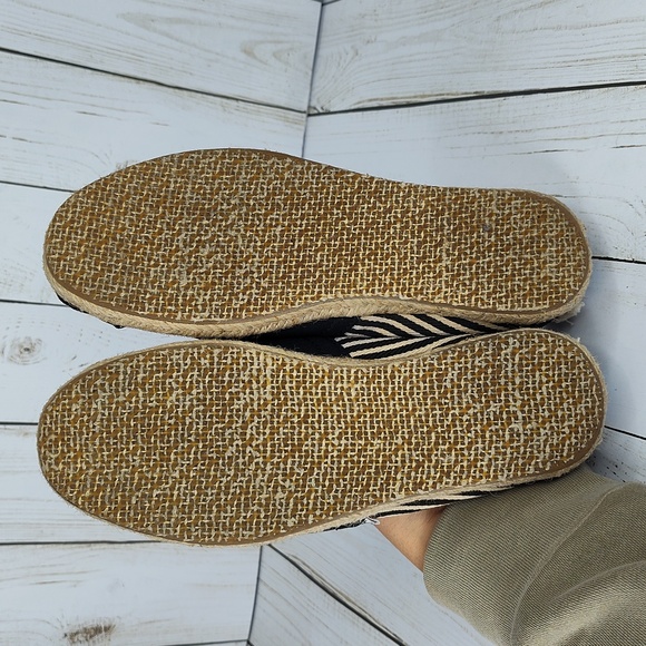 Toms Classic University Rope Espadrille Shoes - Picture 6 of 8